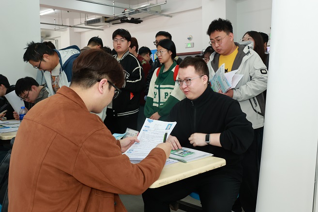 我市举办2026年全国“百城千校万企” 促就业行动专场招聘活动